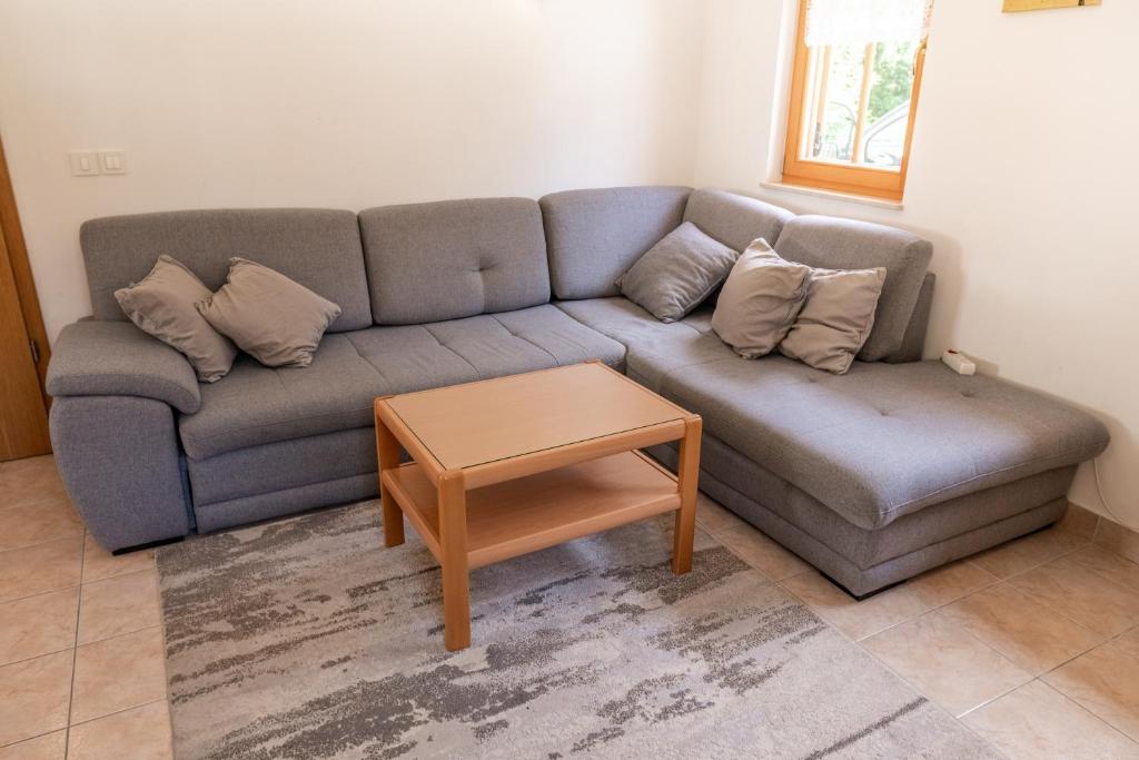 Posezení v ubytování House Parabola