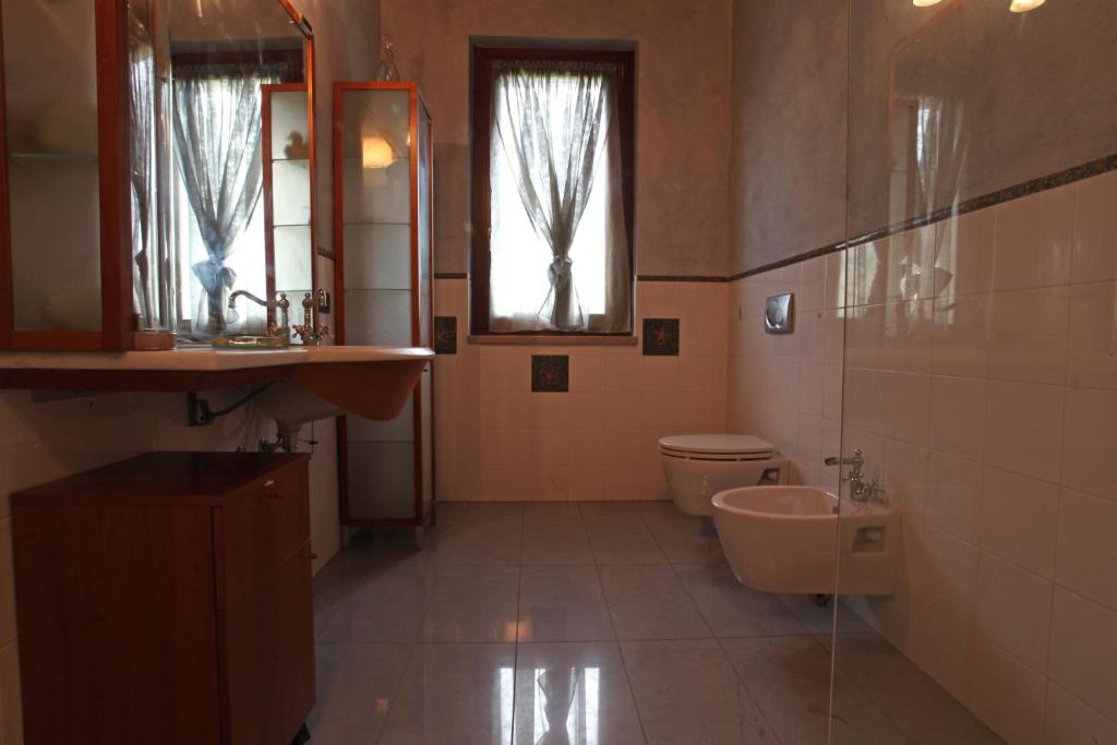 B&B Cascina Quaderna - Double Room With Pool View