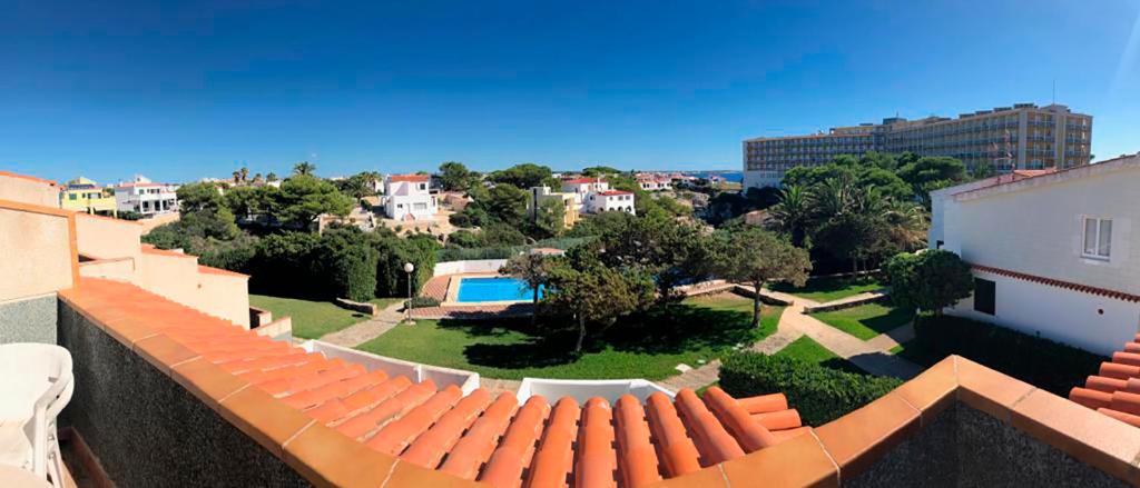 Fotografia z galérie ubytovania Atico excelente en Menorca Ciutadella Calan Blanes v destinácii Cala en Forcat