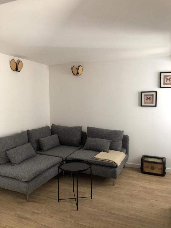 Гостиная зона в Chez Jean Nonza