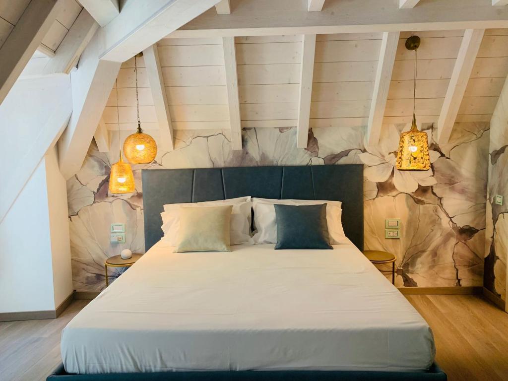 LUXURY SUITES ROCOPOM - Lake Front - Double Room With Mountain View