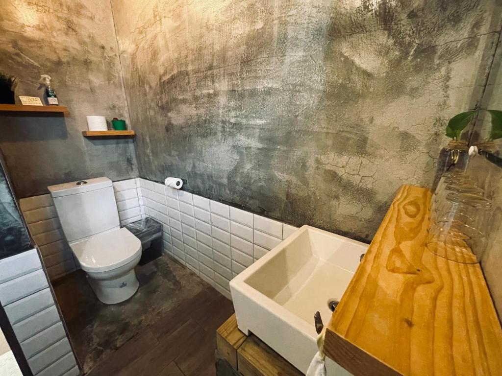 Koupelna v ubytování 山森三室墾丁南灣包棟民宿3Rooms