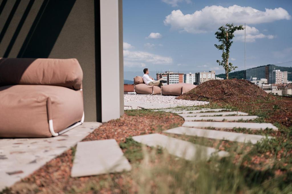 Posezení v ubytování NEU RESIDENCES smart stay