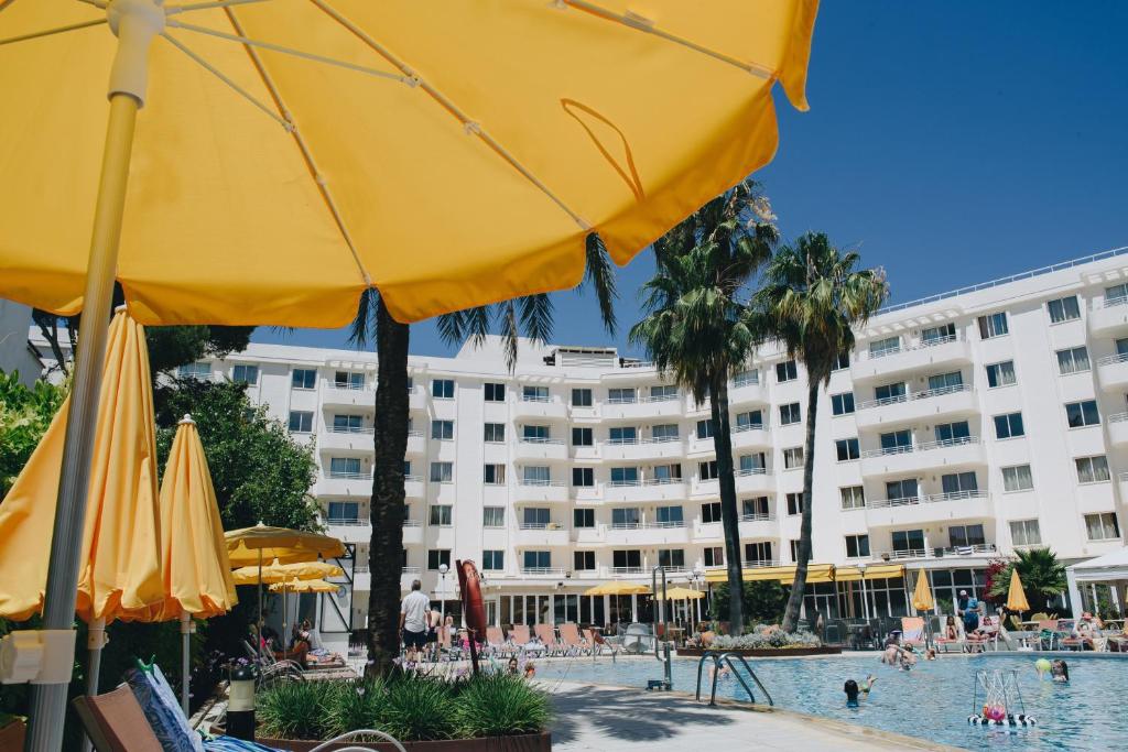 Hotel Ivory Playa Sports & Spa