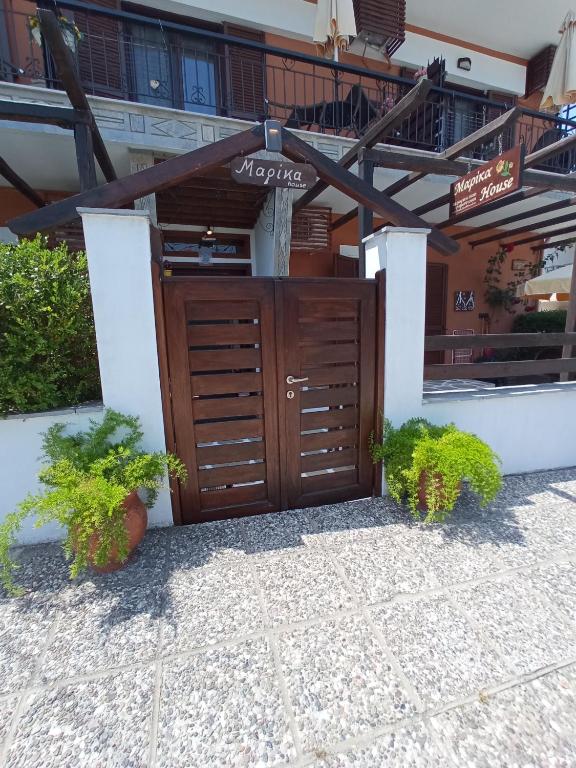 Budova, v ktorej sa apartmán nachádza