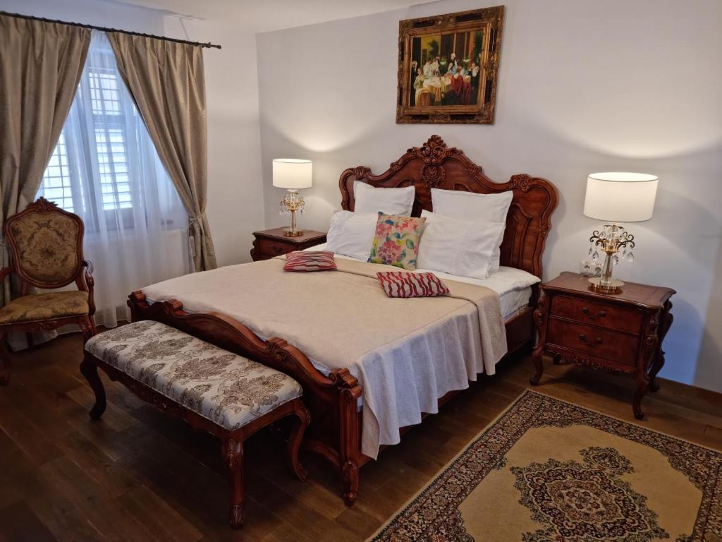 Cetatea Medievala - Double Room With Spa Bath