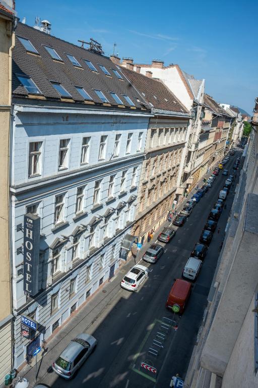 Okolí hostelu