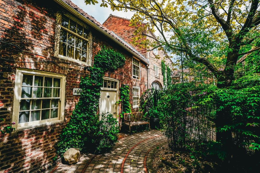 York Pavilion Hotel, Sure Hotel Collection by Best Western - Resim 24