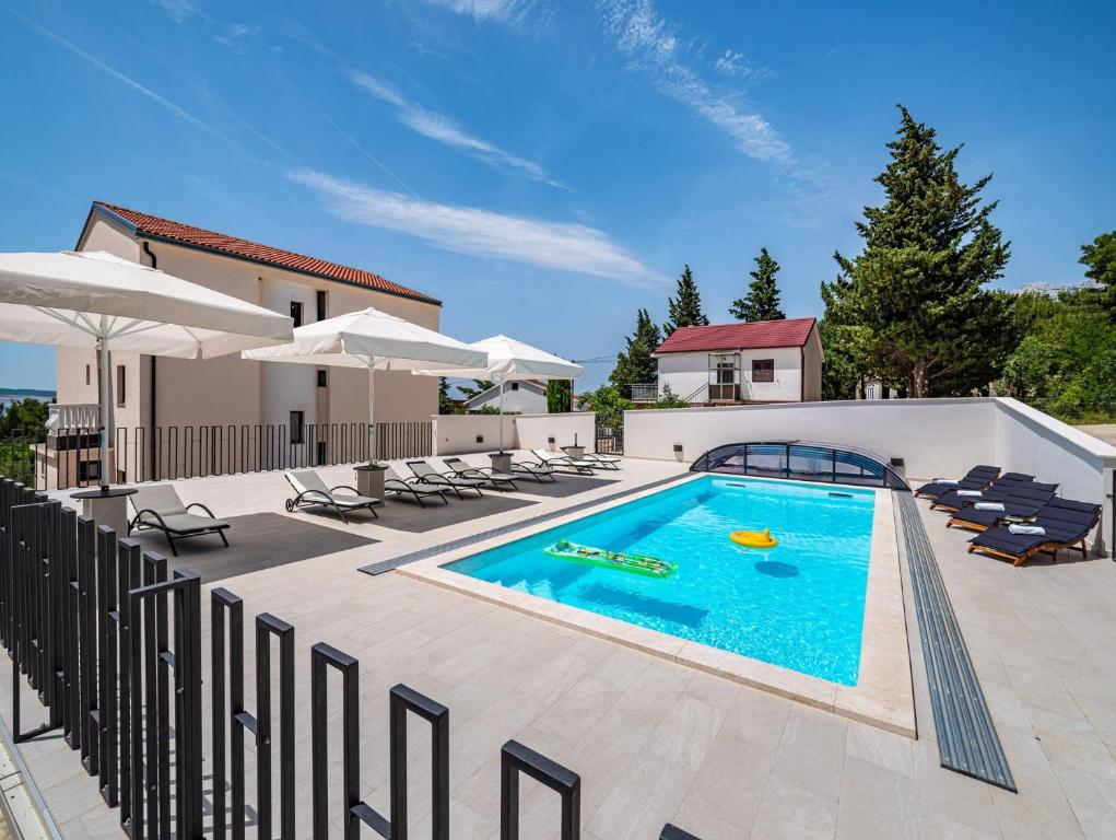 Apartments Prkačin - Estudio Con Balcón