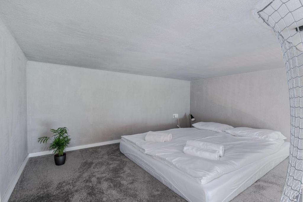 Posteľ alebo postele v izbe v ubytovaní Parkside Fresh Apartments - Old Town Guesthouse - by Upstairs