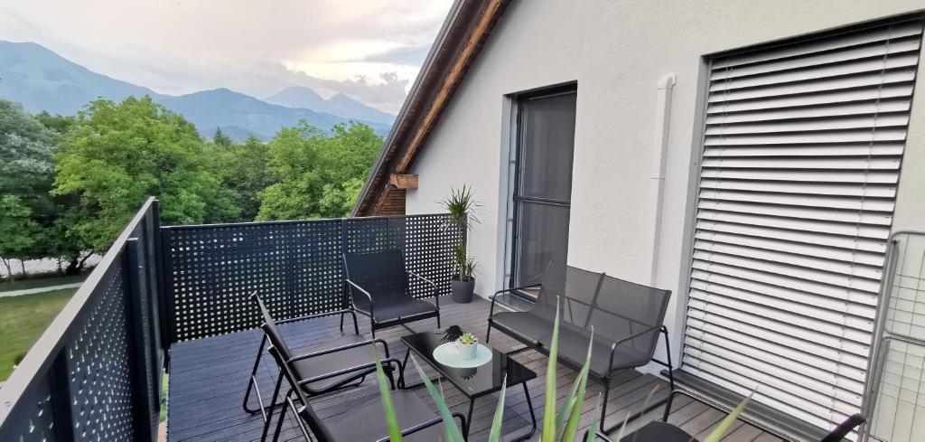 Nespecifikovaný výhled na hory nebo výhled na hory při pohledu z apartmánu