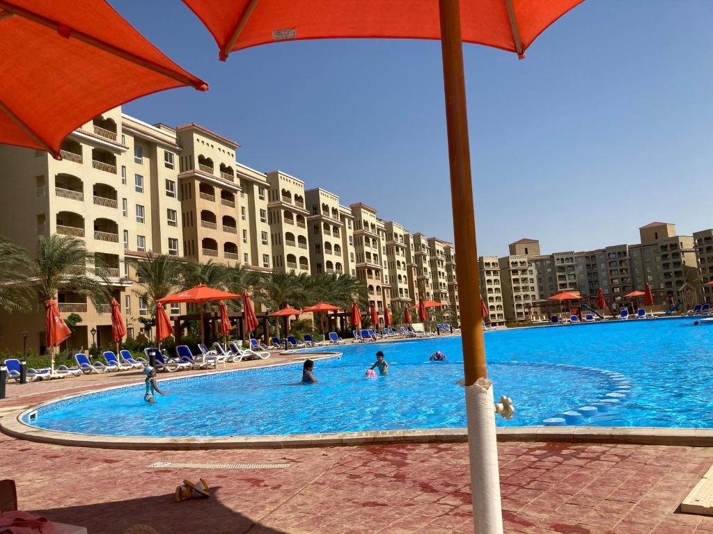 Bazén v ubytování اكوا فيو الساحل الشمالى - مصريين فقط nebo v jeho okolí