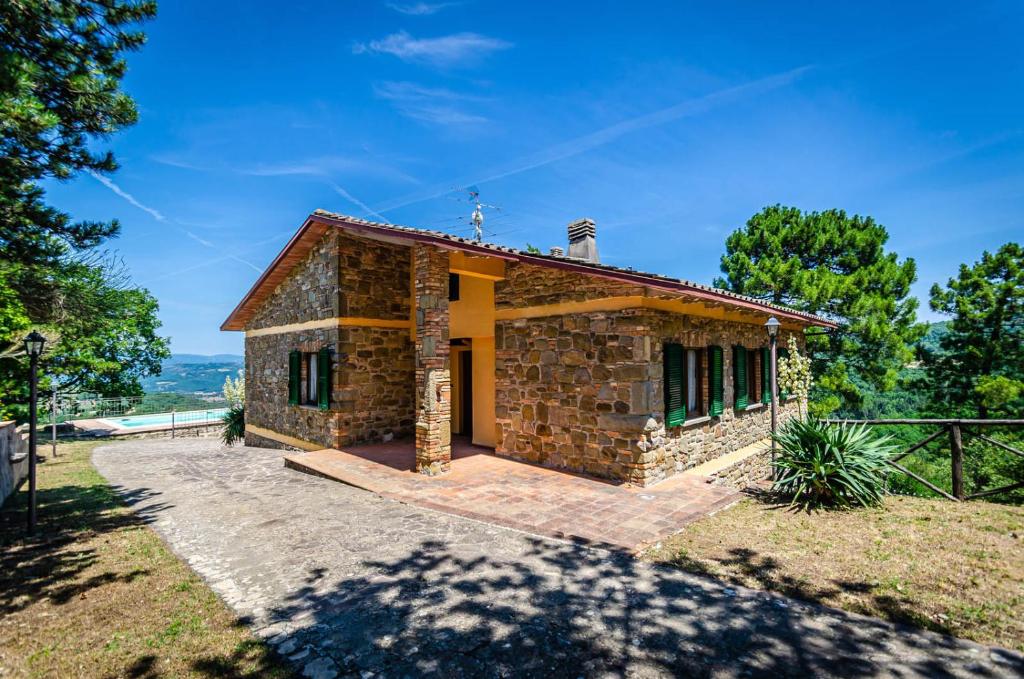 PoloTuristicoUmbria Villa con Piscina Preggio - Housity