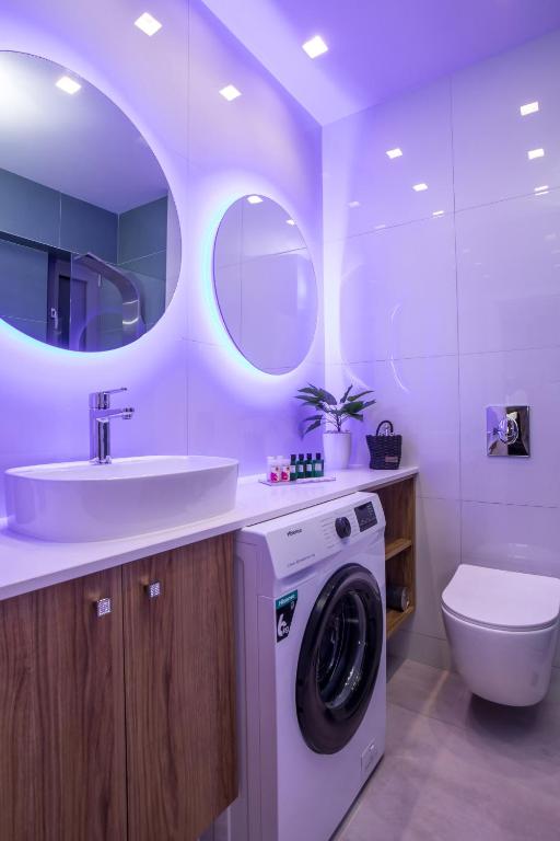 Kúpeľňa v ubytovaní Rhodes Diamond luxury flat in the heart of town