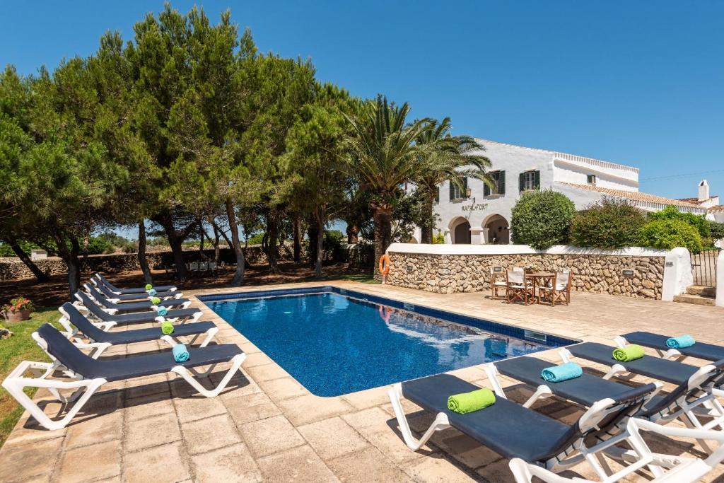 The swimming pool at or close to Villa Rafal Fort