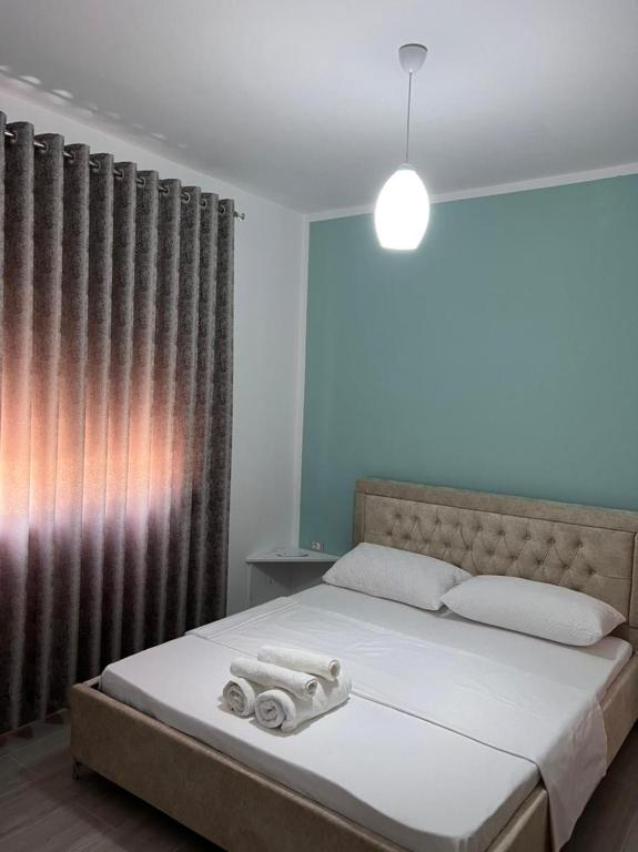 Postel nebo postele na pokoji v ubytování Fiori Rooms