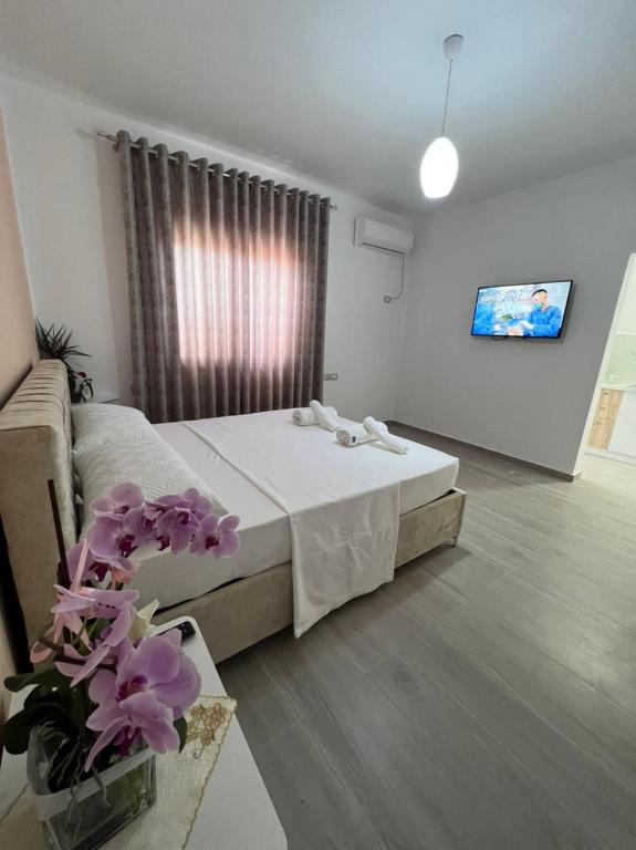 Fiori Rooms - Image 6