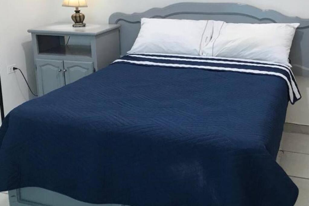 Легло или легла в стая в Cerca del IMSS Depa OtancahuiBerna (Facturable)
