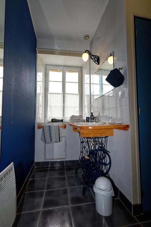 LE MOULIN DU COUFFON - Double Room With Private Bathroom