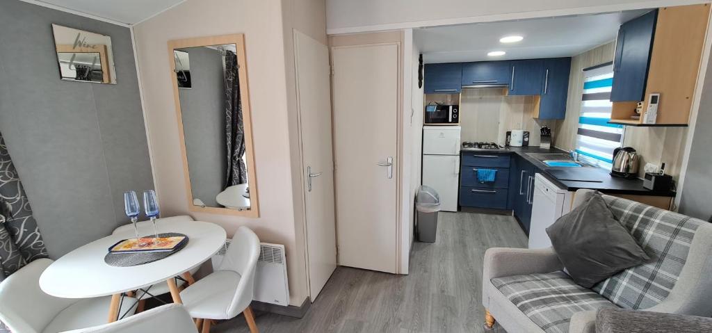 Kuchnia lub aneks kuchenny w obiekcie Los Gallardos Leisure