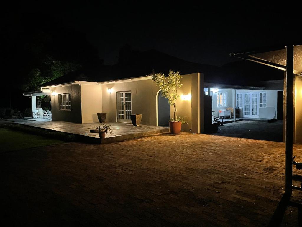 Protea Manor - Image 11