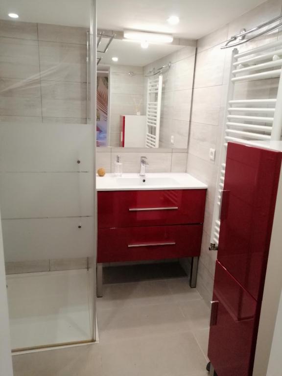 Villa Bayarde - Quarto Duplo Com Banheiro Privativo Externo