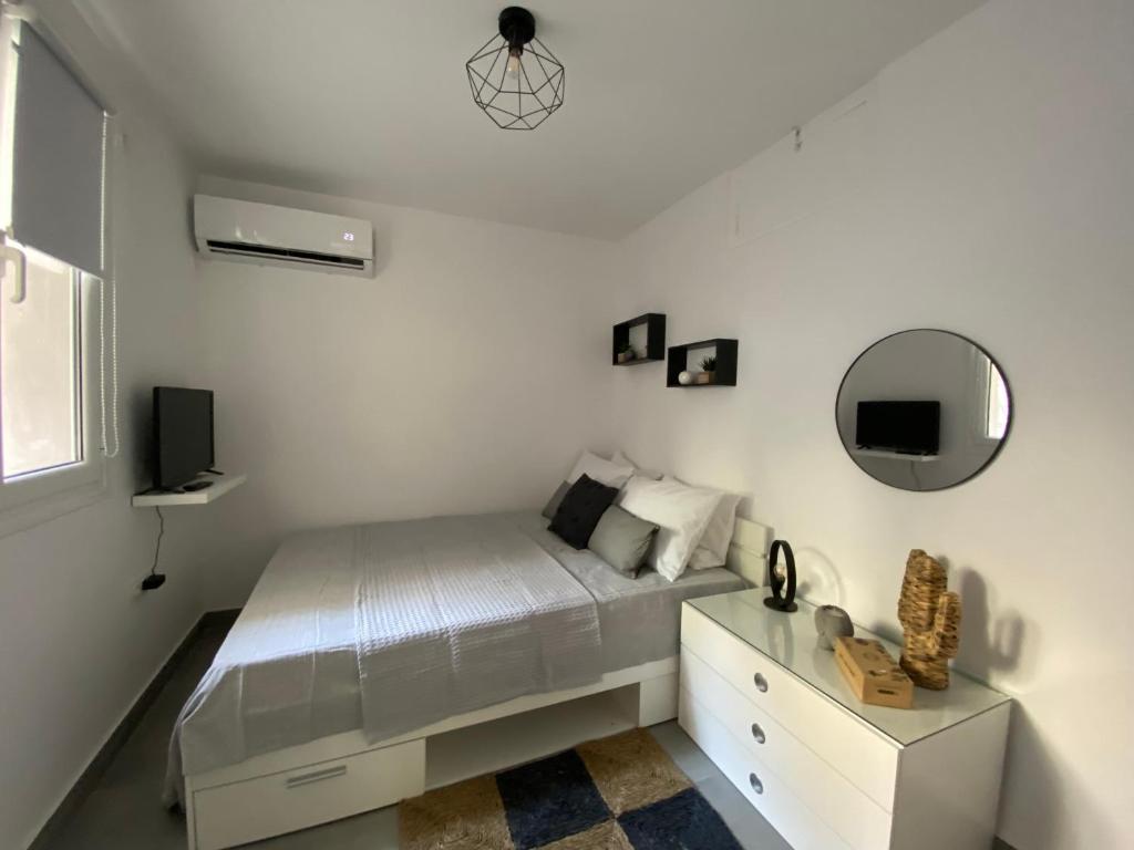 Tiny Little House - 13