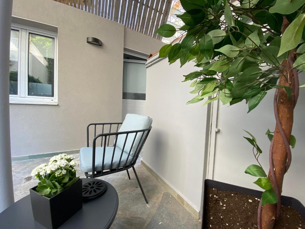 Tiny Little House - 17