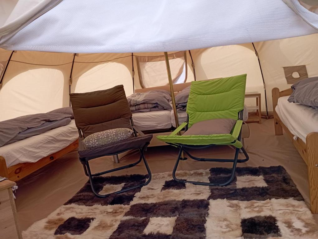 Posezení v ubytování Natuur-like Glamping in Bosland