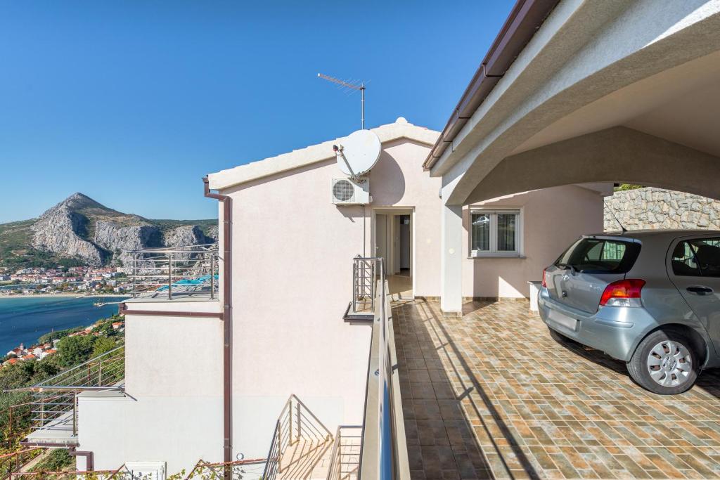 Příroda nedaleko apartmánu