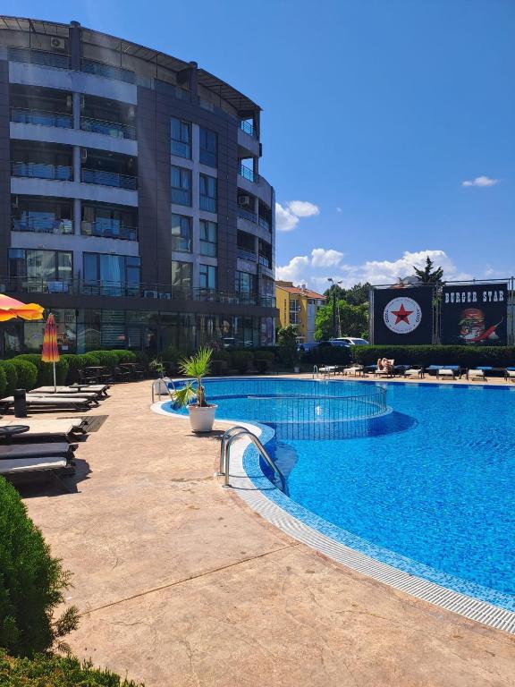 SUNNY BEACH PLAZA Apartments