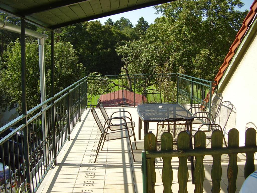 Balkón nebo terasa v ubytování Penzion Večerka