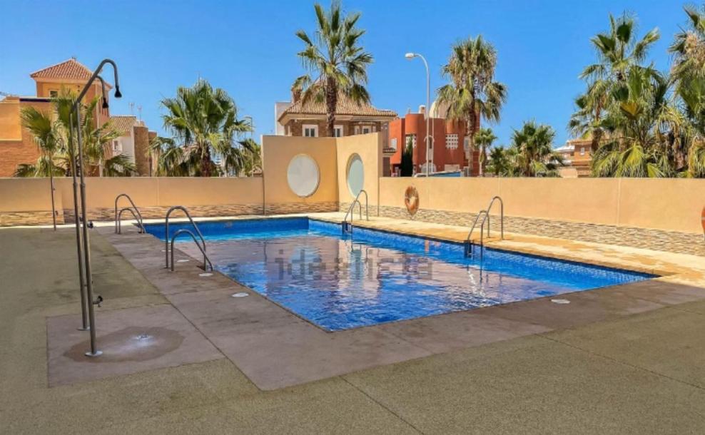 Басейн в или близо до Apartamento Residencial Mar Y Sal, Roquetas de Mar, Almería, Las Salinas