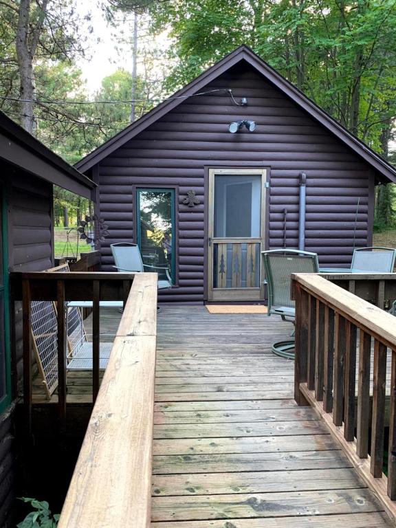 Birch Tree Lodge, Minong (updated prices 2024)