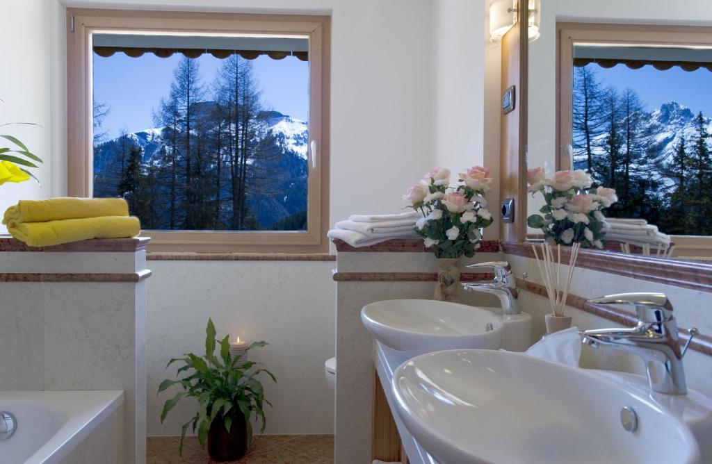 Koupelna v ubytování Wellness Hotel Lupo Bianco