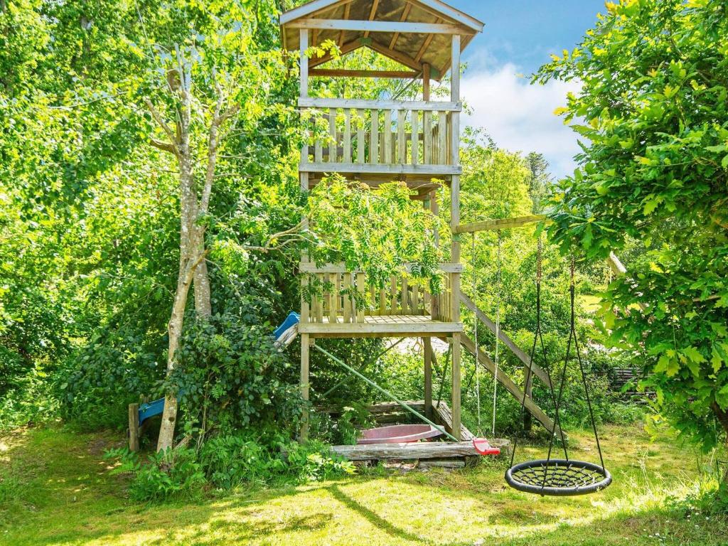 Zahrada ubytování 8 person holiday home in Glesborg-By Traum