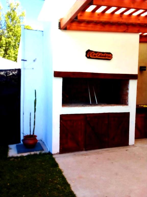 a large garage with a sign on the side of it at Las Calandrias in Villa Constitución
