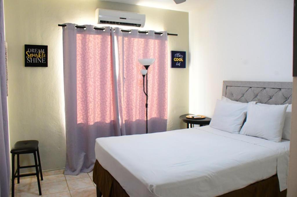 Casa Docia Hotel - Queen Room With Pool View