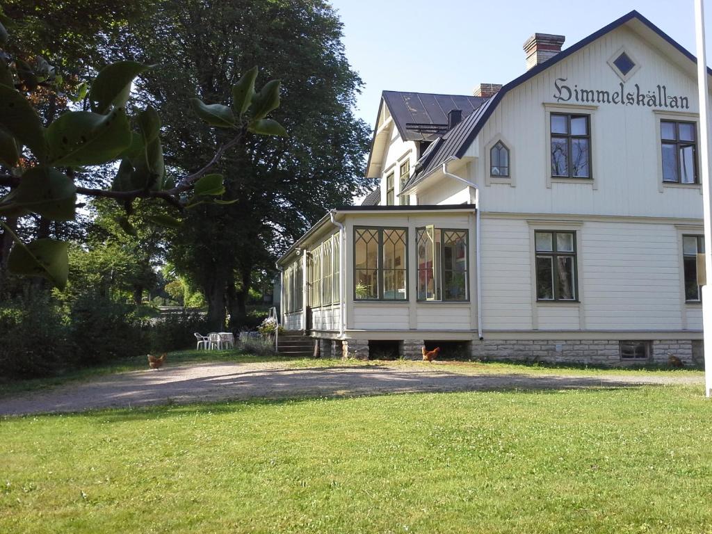 Budova, kde se bed and breakfast nachází