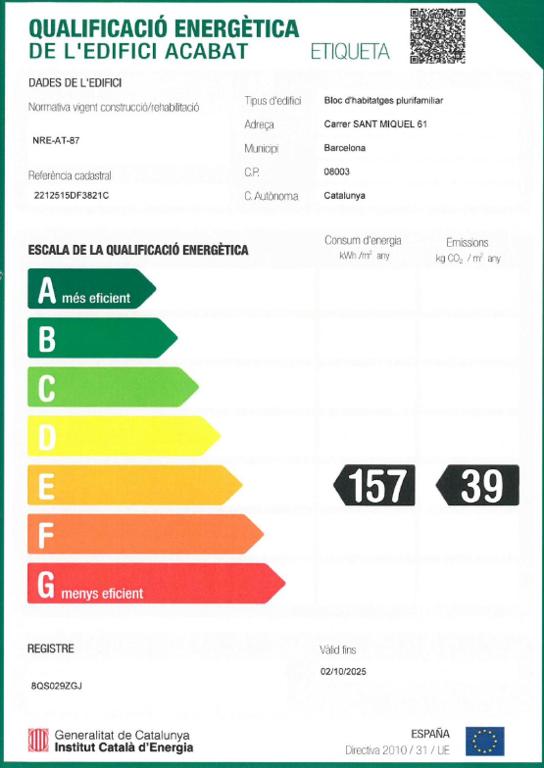 Certifikát, ocenenie alebo iný dokument vystavený v ubytovaní Uma Suites Barceloneta Beach