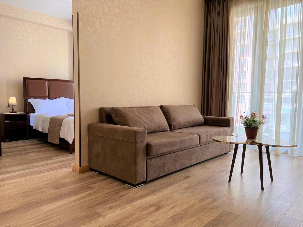 Posezení v ubytování Aura Hotel Tbilisi