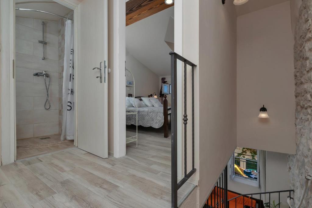 Posteľ alebo postele v izbe v ubytovaní Holiday House Nede
