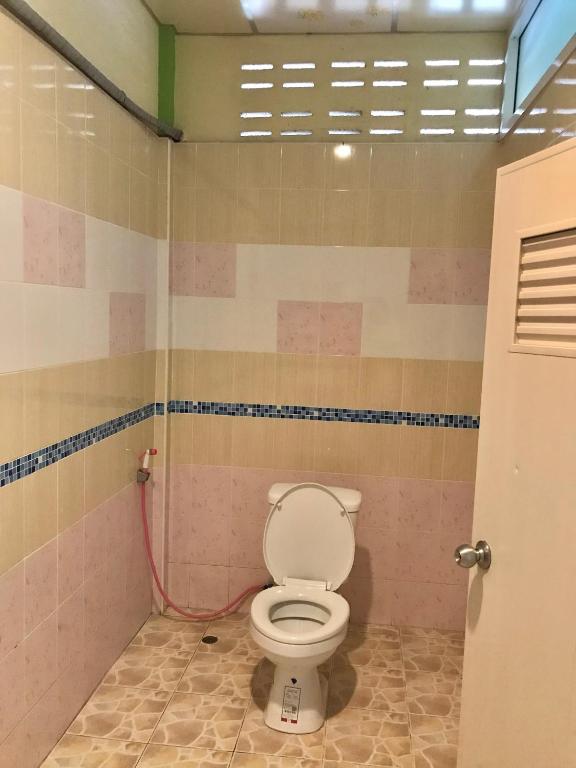 Koupelna v ubytování Tanarod Gueshouse