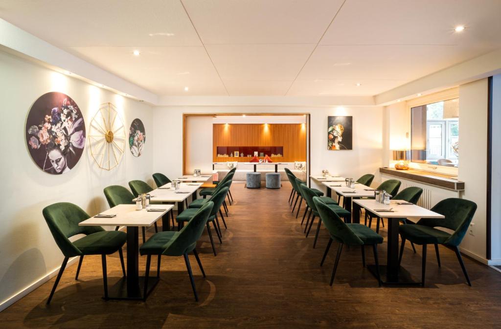Posezení v ubytování Arthotel ANA Eden