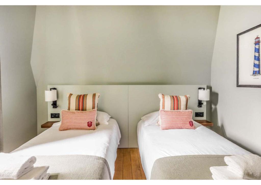 Hôtel Restaurant Le Cap - Twin Room