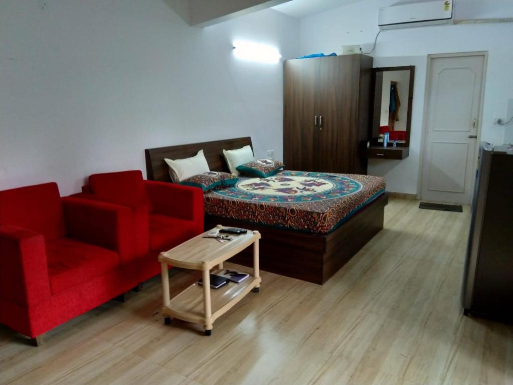 Posezení v ubytování Our Nest - A cozy apartment near Palolem beach with power backup facility