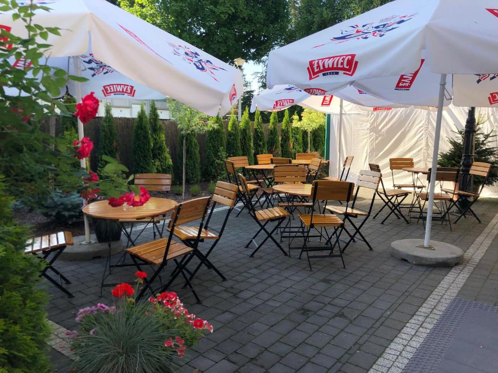 Restaurace v ubytování Hotel Dąbrowski
