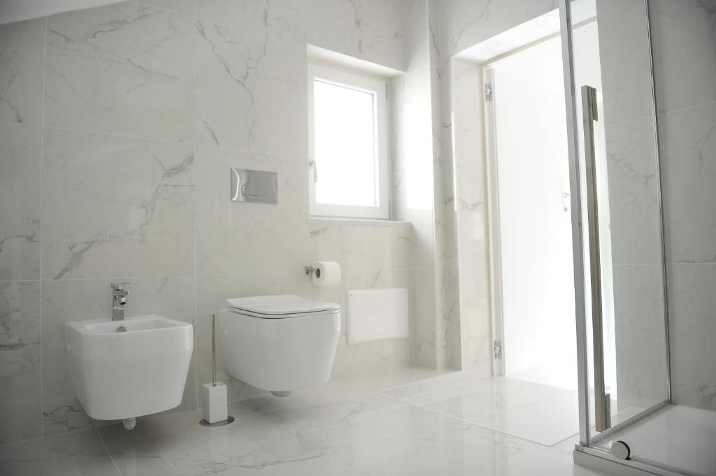 Paradise Luxury Apartment Salerno Center - One-Bedroom House