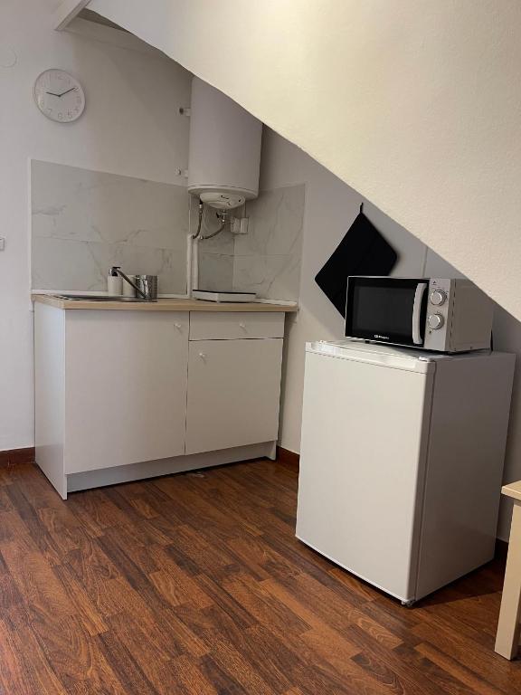 Kuchyňa alebo kuchynka v ubytovaní IRUA APARTAMENTOS