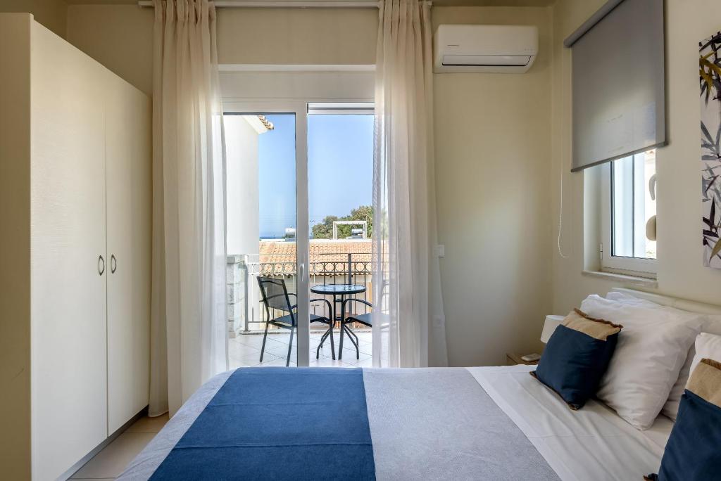 Azure Beach Villas - 18